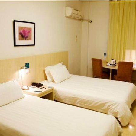 Magnolia Business Hotel Xining Railway Station Grand Cross Mojia Street מראה חיצוני תמונה